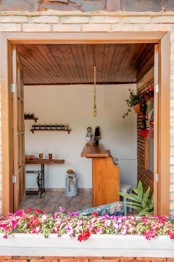Pousada Rural Pavao - Suites E Chales ウルビシ エクステリア 写真
